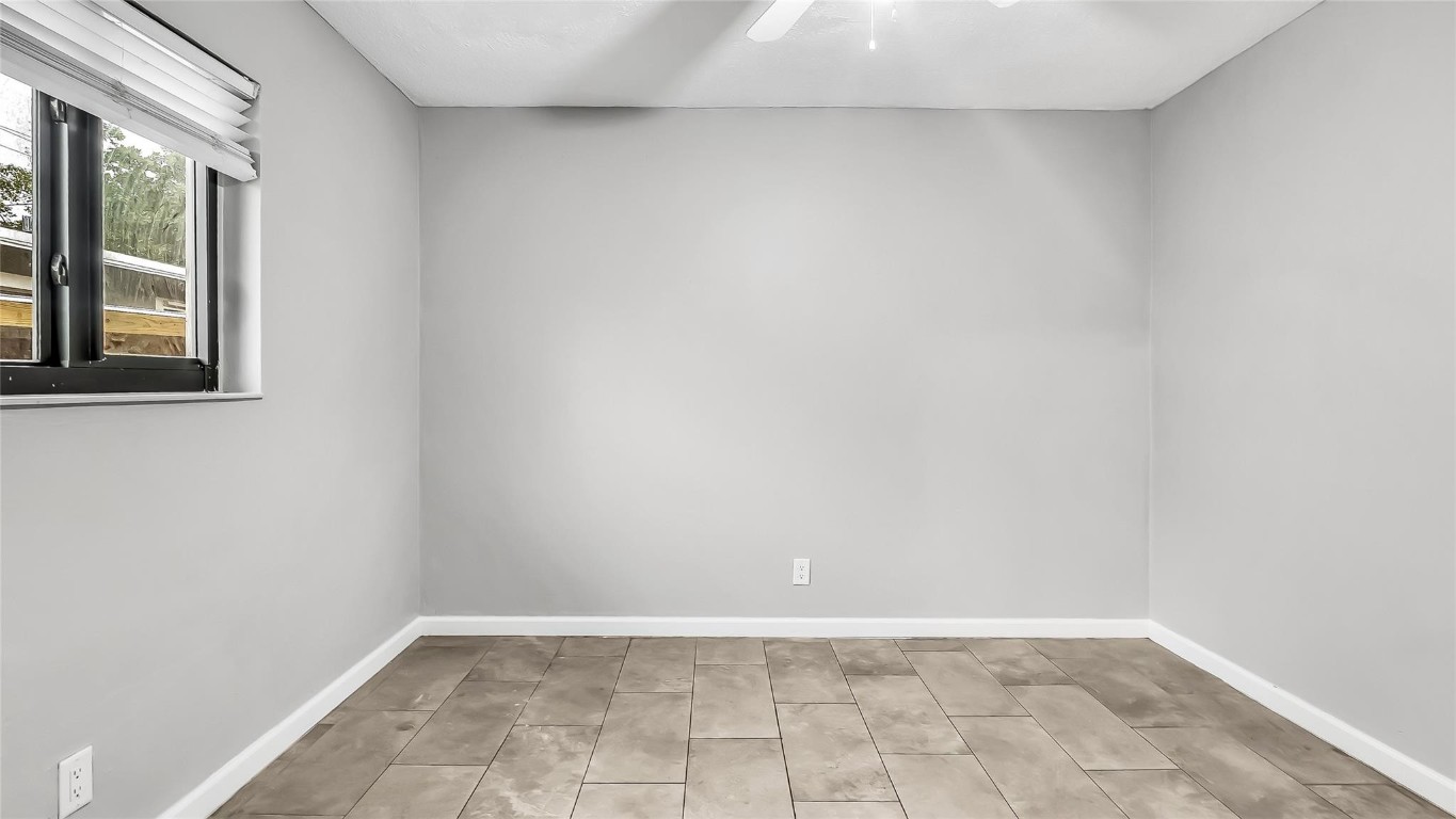 Woodlawn 11-28 B - Residential Income