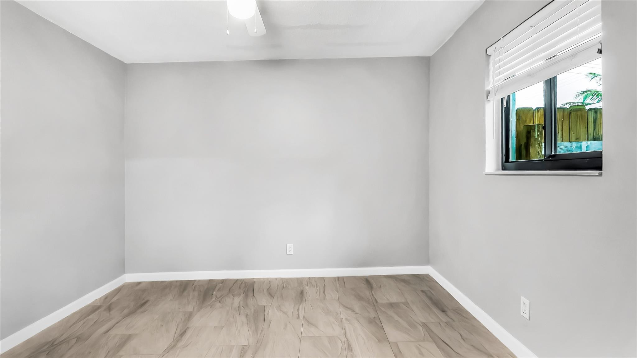 Woodlawn 11-28 B - Residential Income