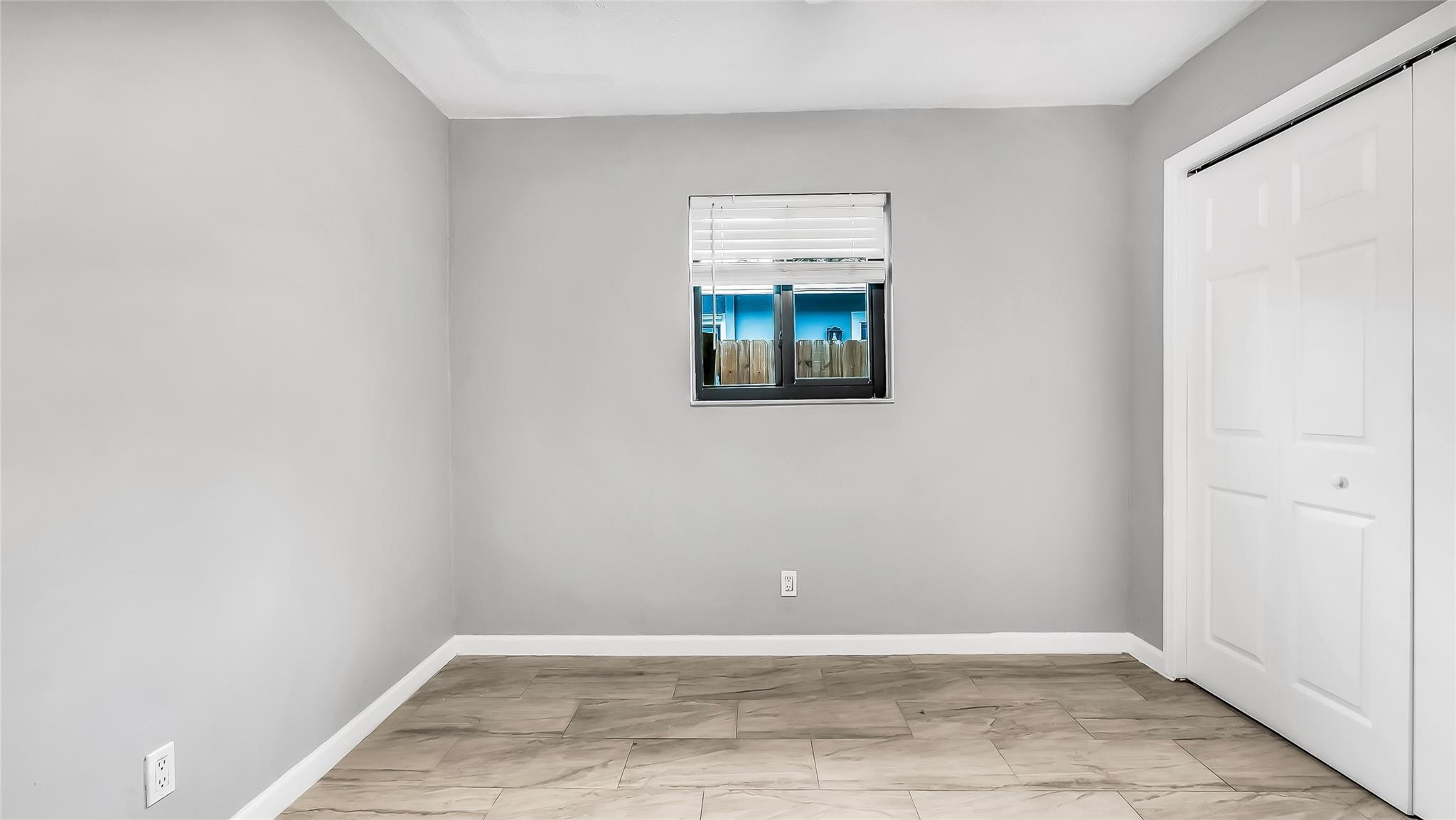 Woodlawn 11-28 B - Residential Income