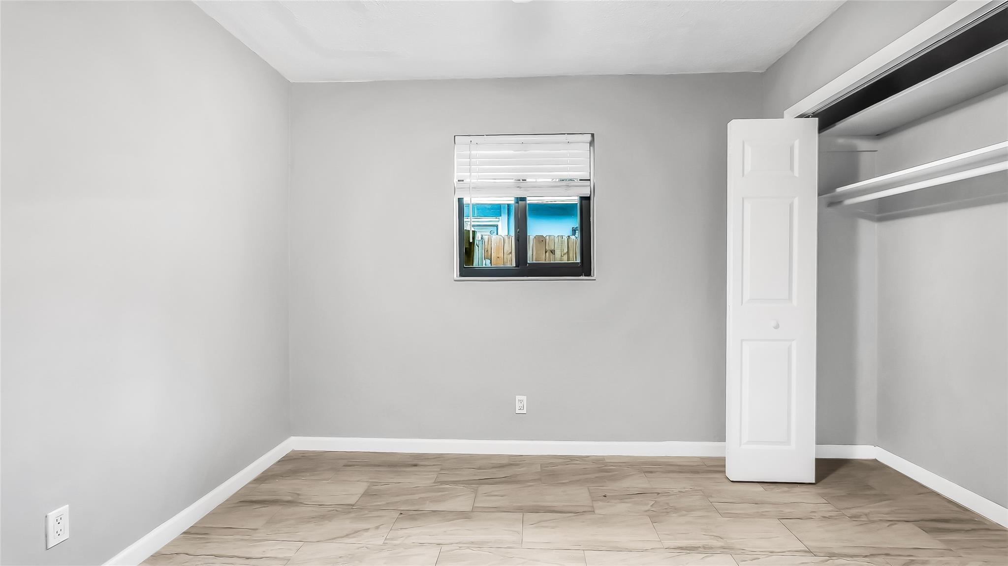 Woodlawn 11-28 B - Residential Income