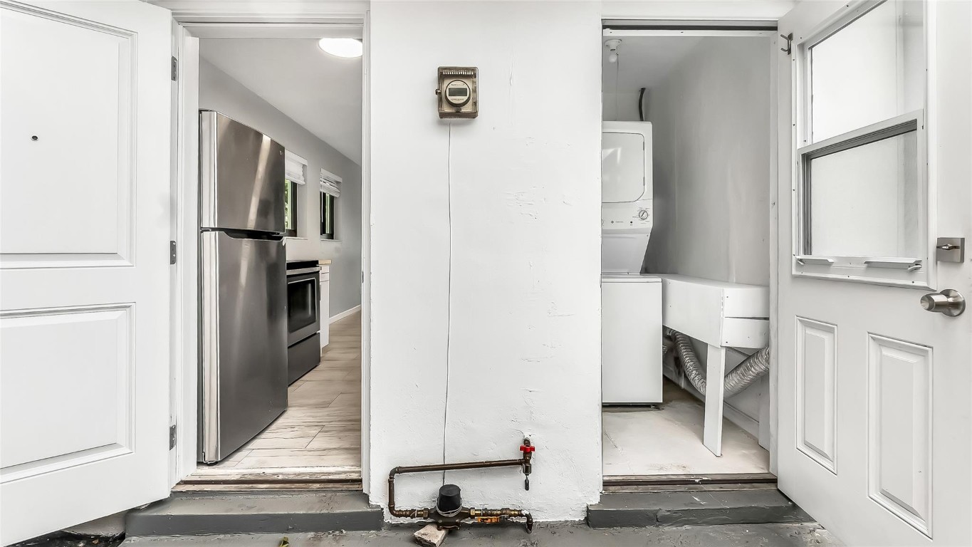 Woodlawn 11-28 B - Residential Income