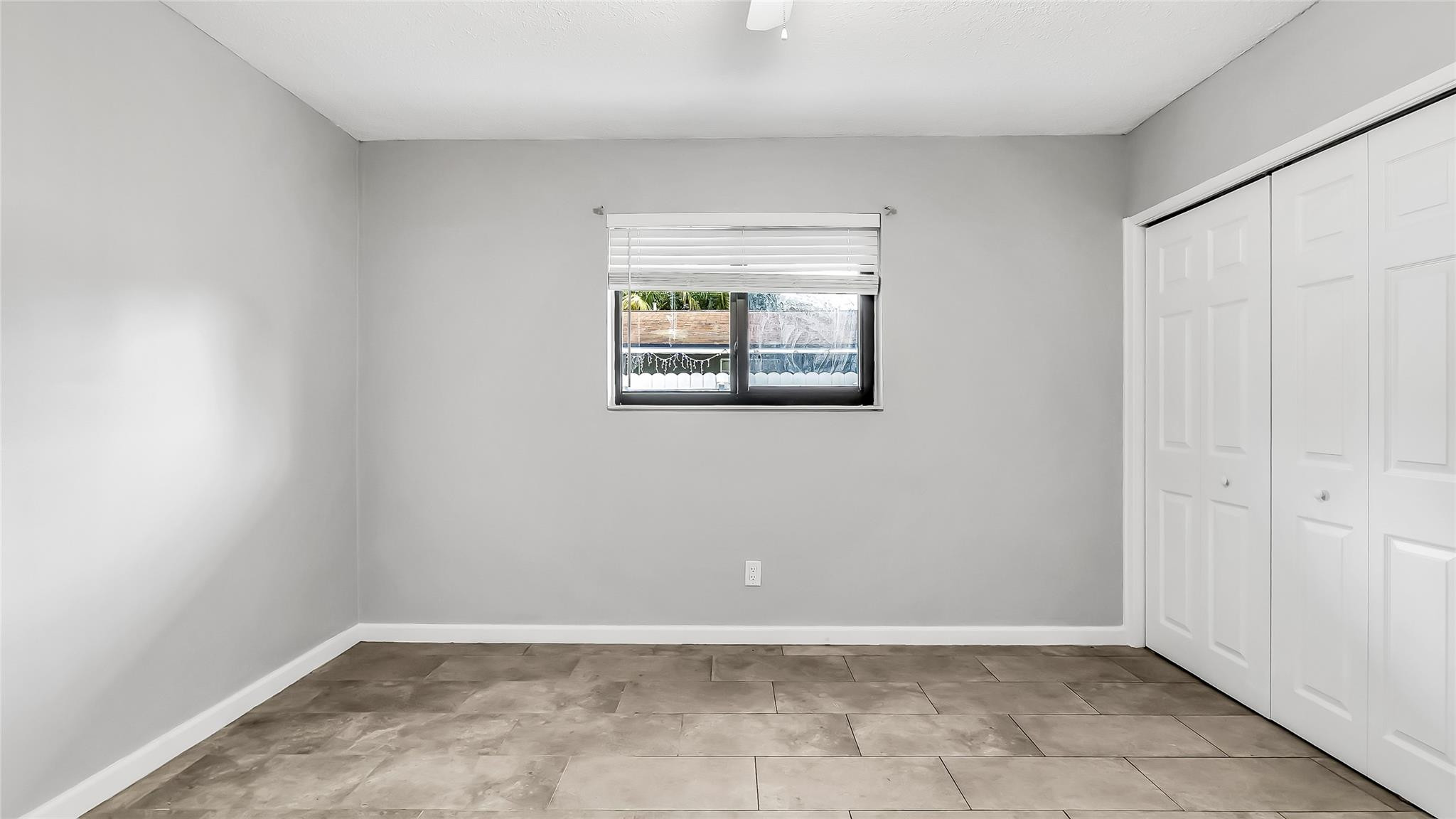 Woodlawn 11-28 B - Residential Income