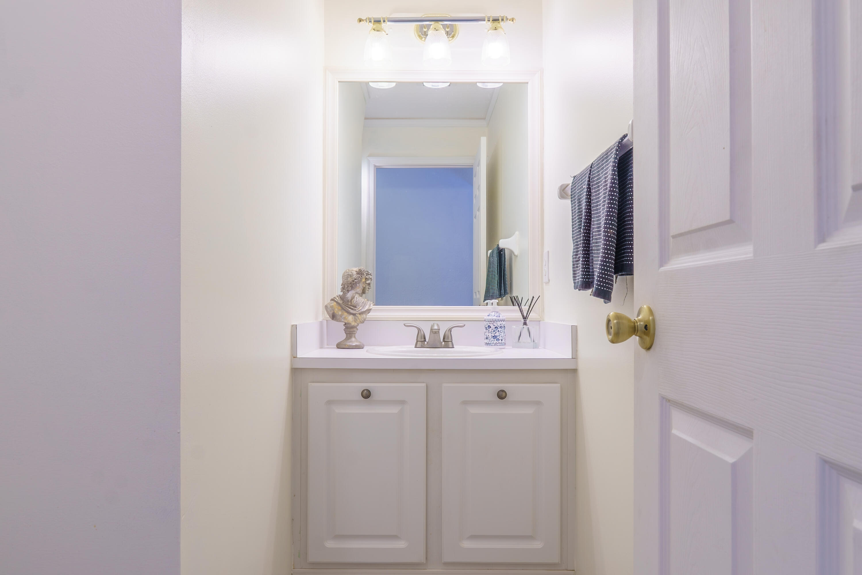 KENSINGTON MANOR - Residential