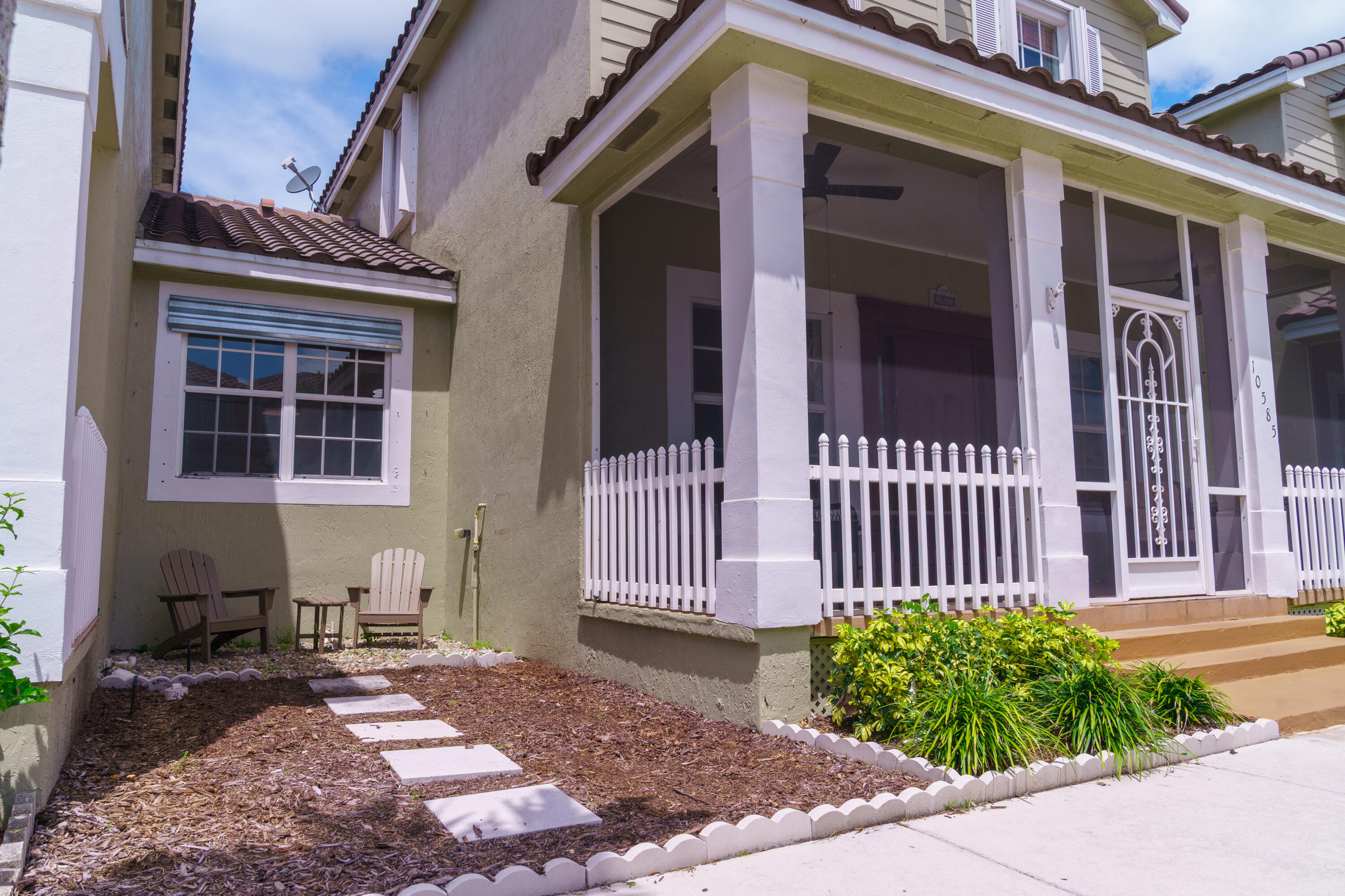 KENSINGTON MANOR - Residential