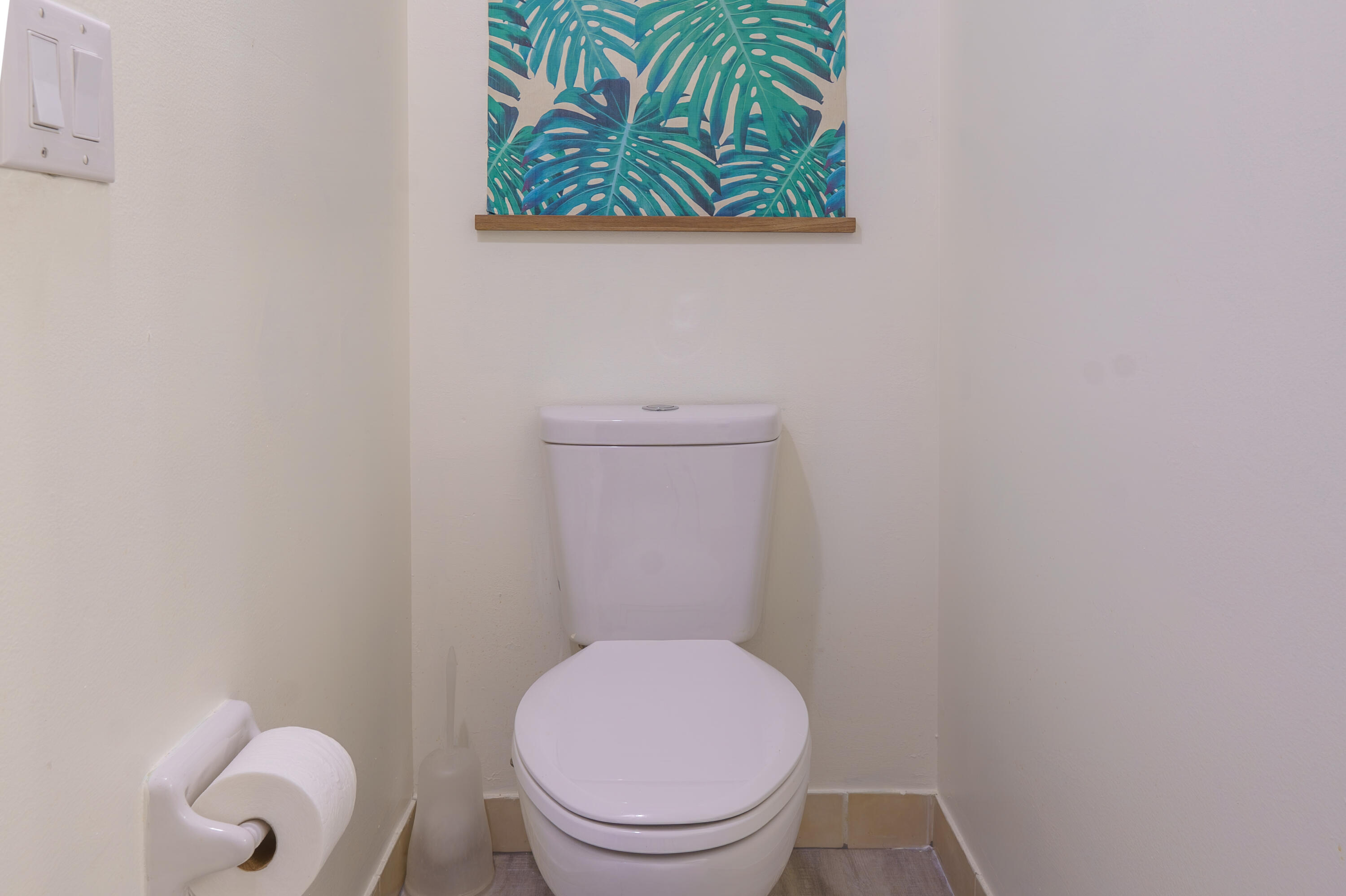 KENSINGTON MANOR - Residential