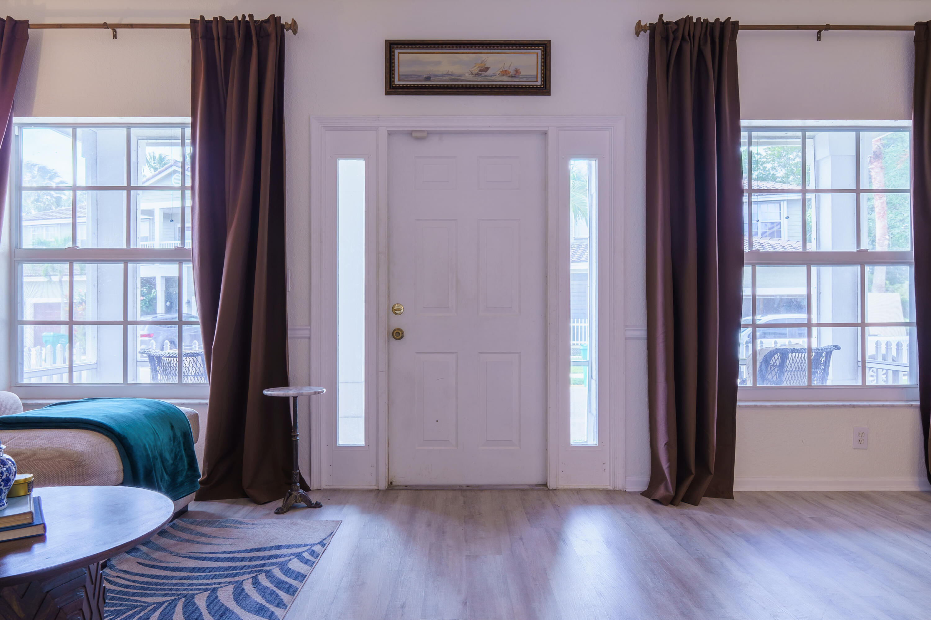 KENSINGTON MANOR - Residential