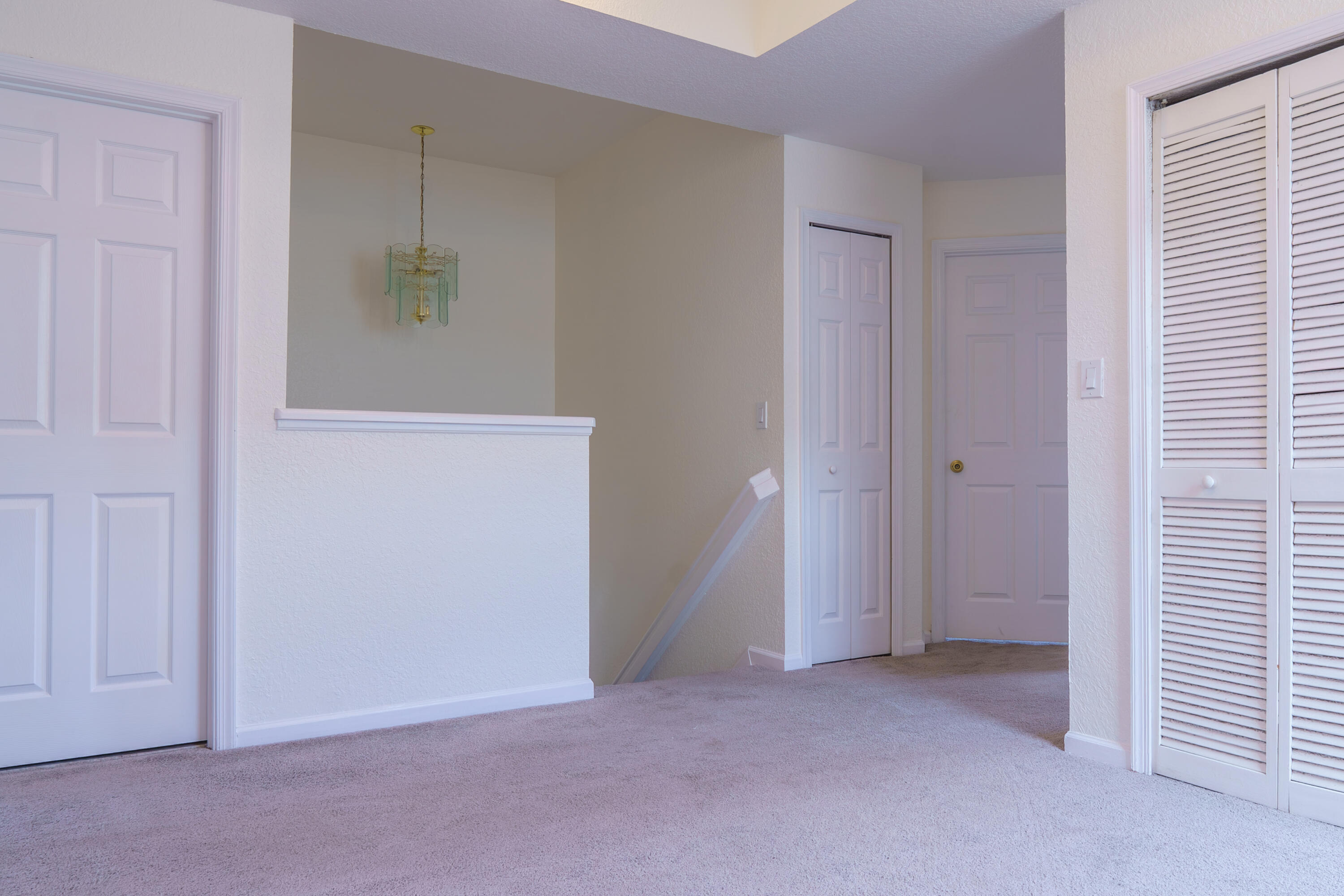 KENSINGTON MANOR - Residential