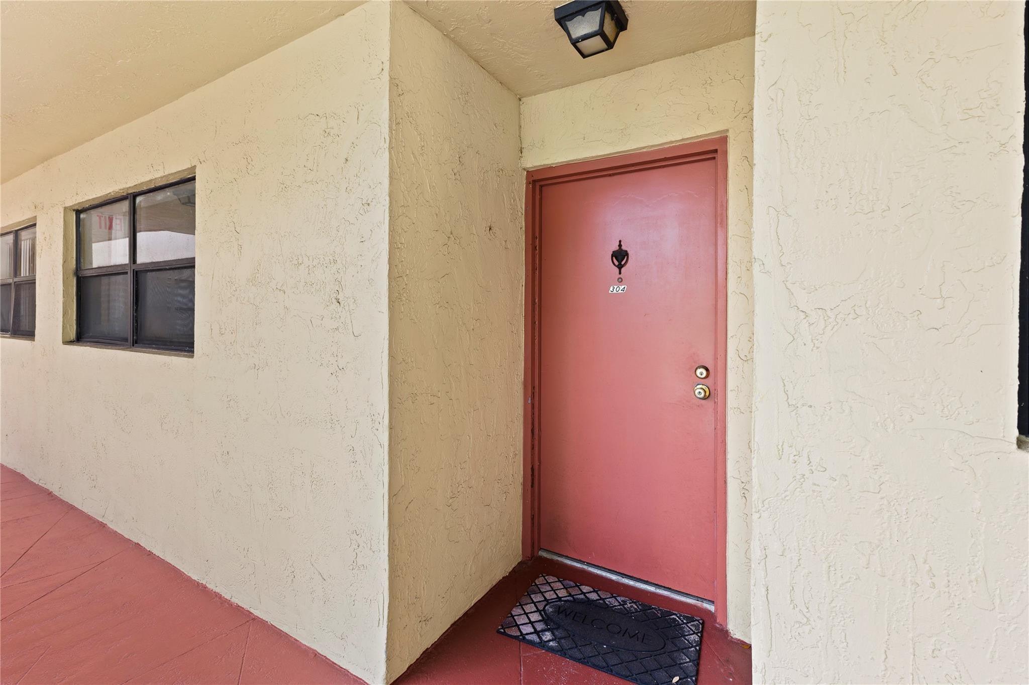 View photos, virtual tours, details... 3199 FOXCROFT Road 304