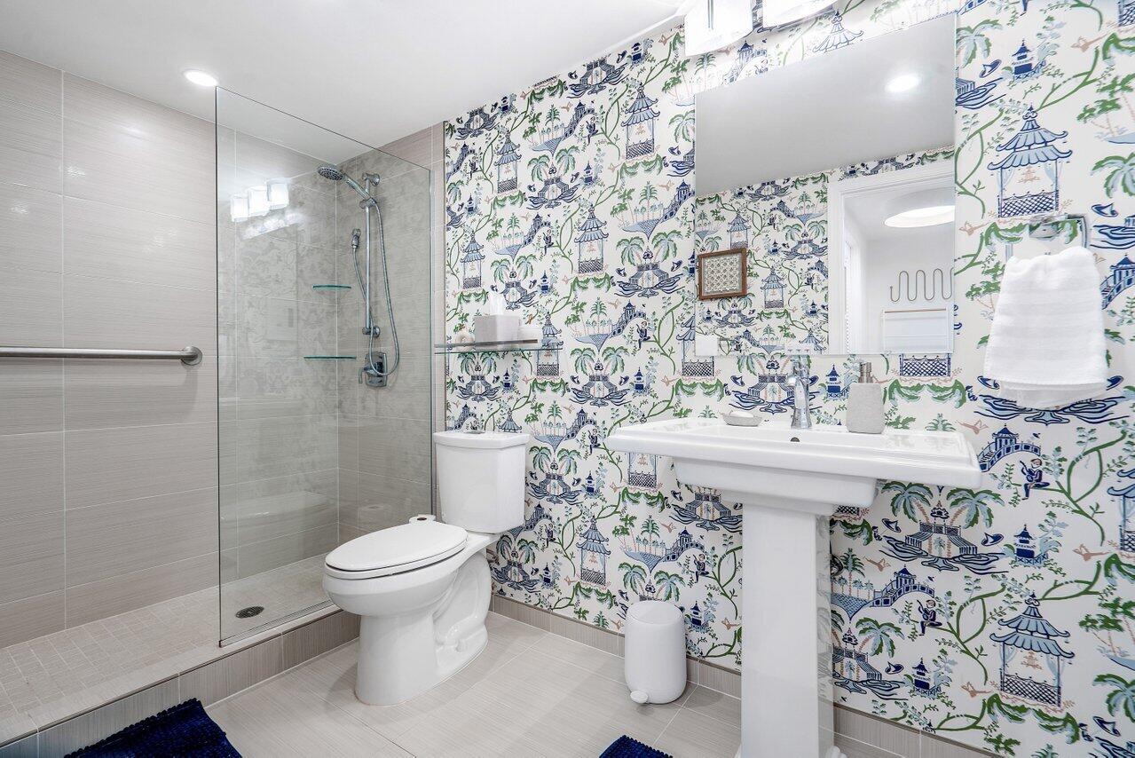 REGENCY OF PALM BEACH INC - Residential