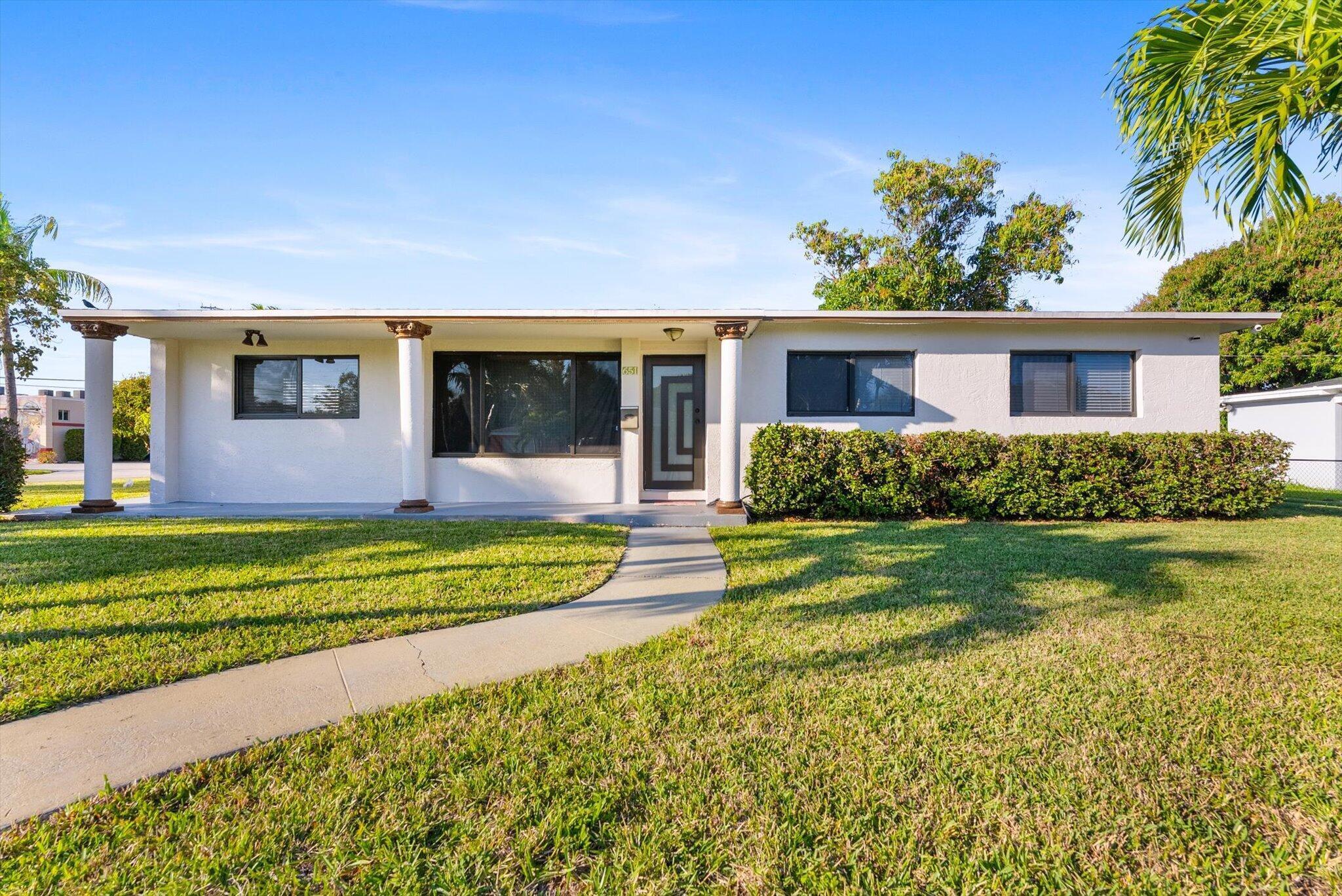 651 Foresteria Drive