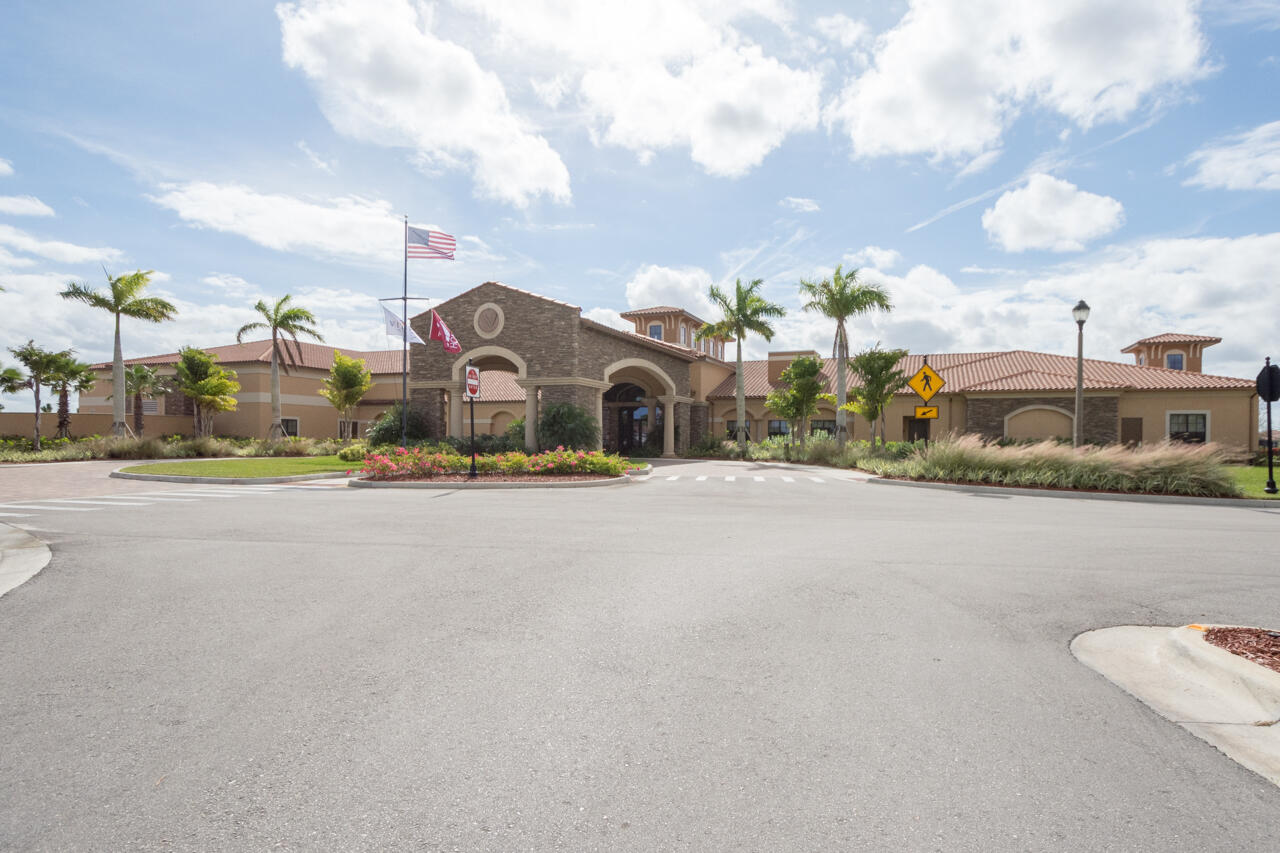 TRADITION PLAT NO 74 - Residential