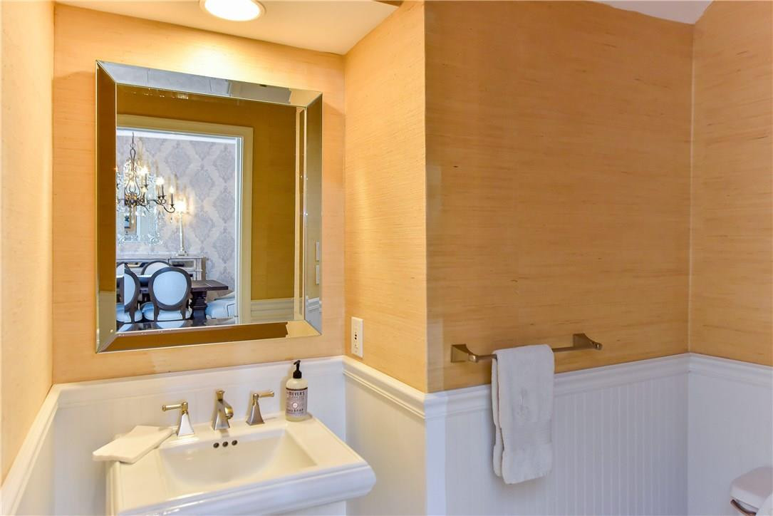 Islander Townhomes - Residential