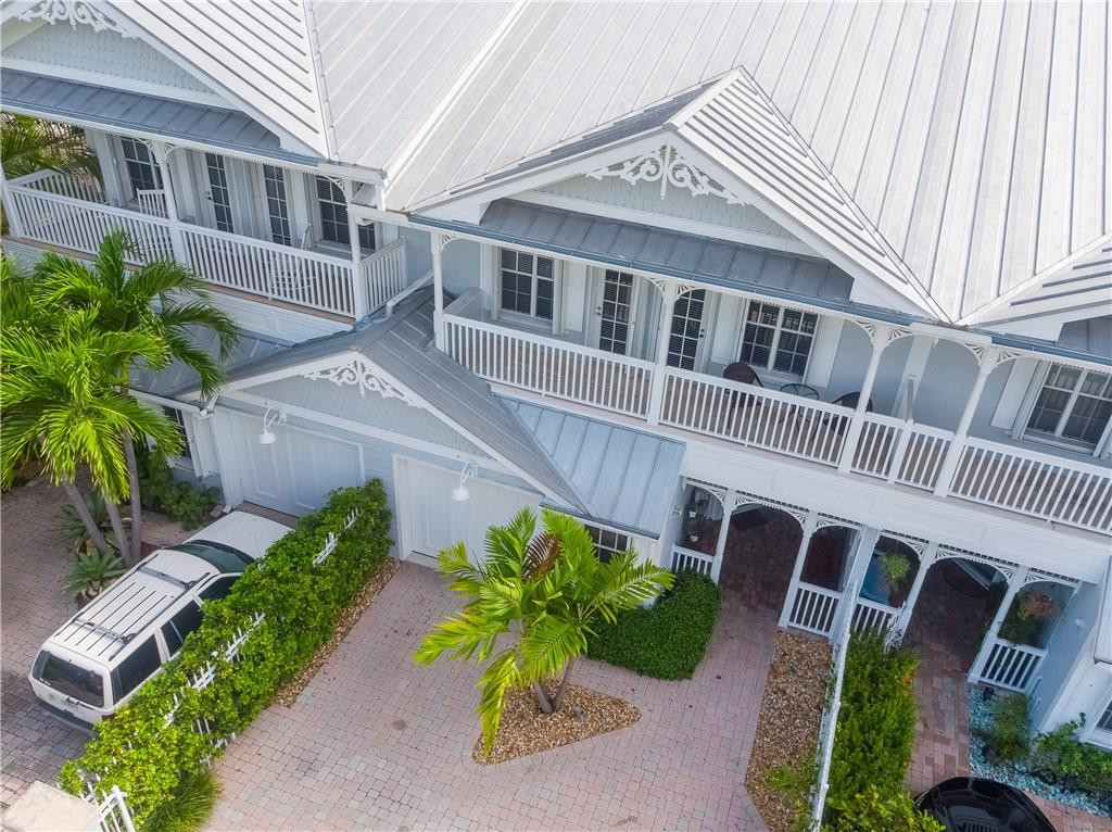 Islander Townhomes - Residential