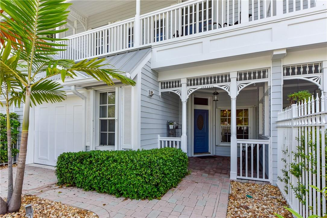 Islander Townhomes - Residential