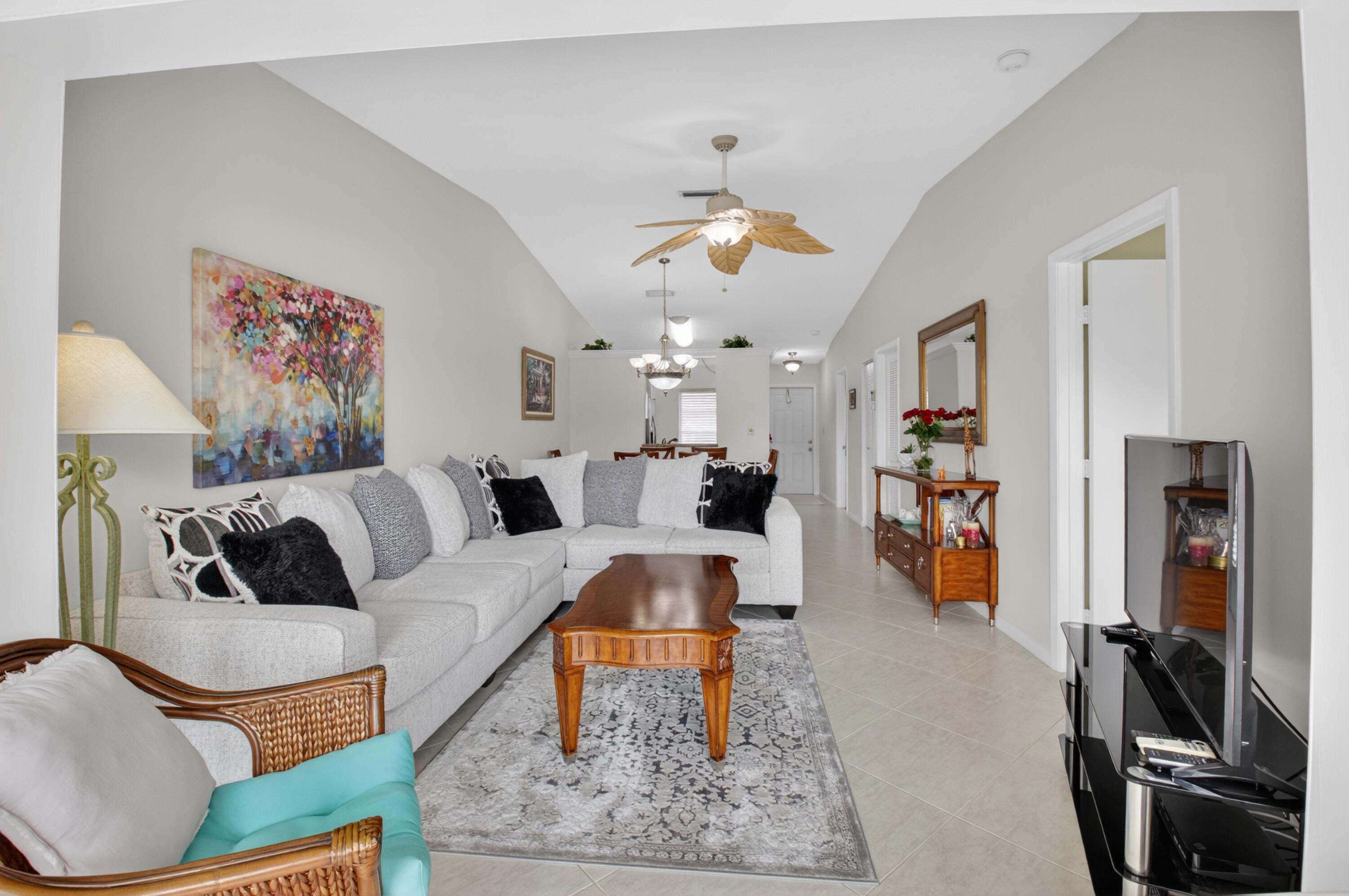 WHISPER WALK/GREENLEAF - Residential