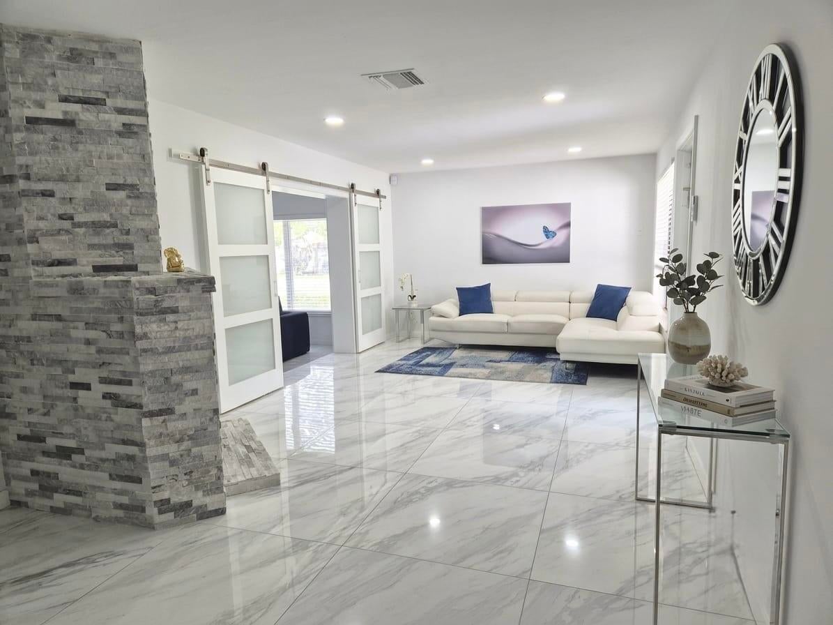1029 OMAR Road