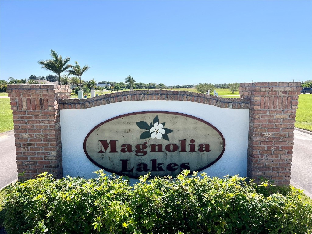 Magnolia Lakes - Land