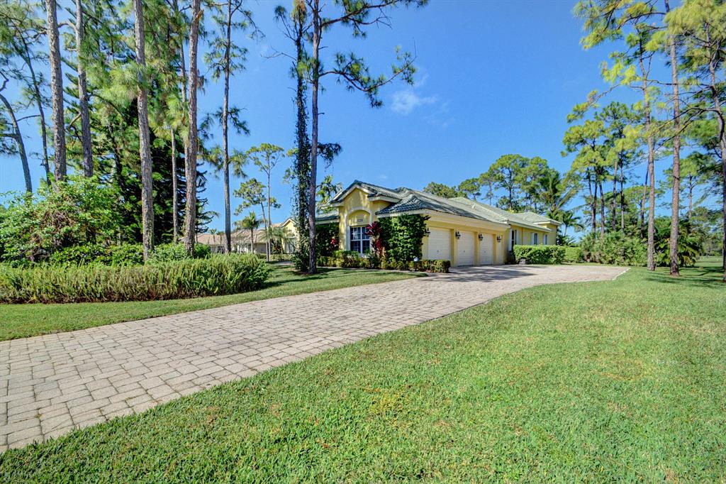 STONEWAL ESTATES - Residential