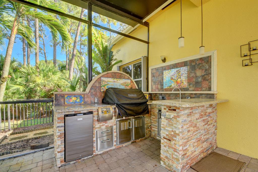 STONEWAL ESTATES - Residential