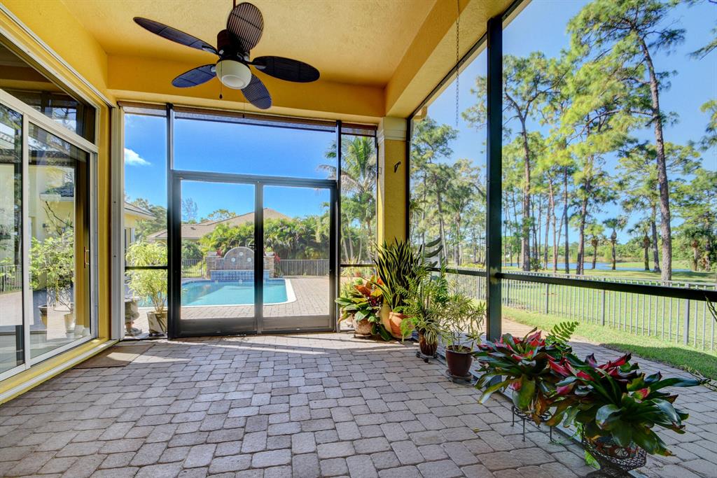 STONEWAL ESTATES - Residential