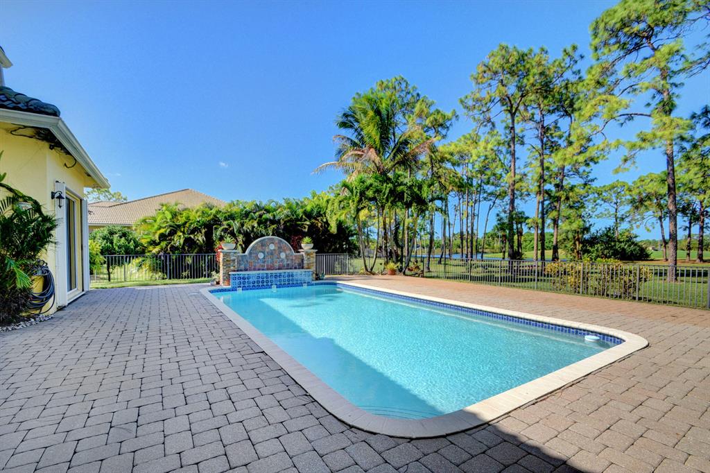 STONEWAL ESTATES - Residential