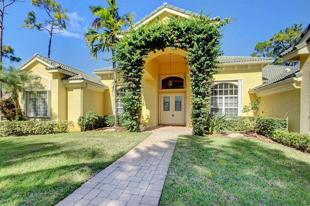 STONEWAL ESTATES - Residential