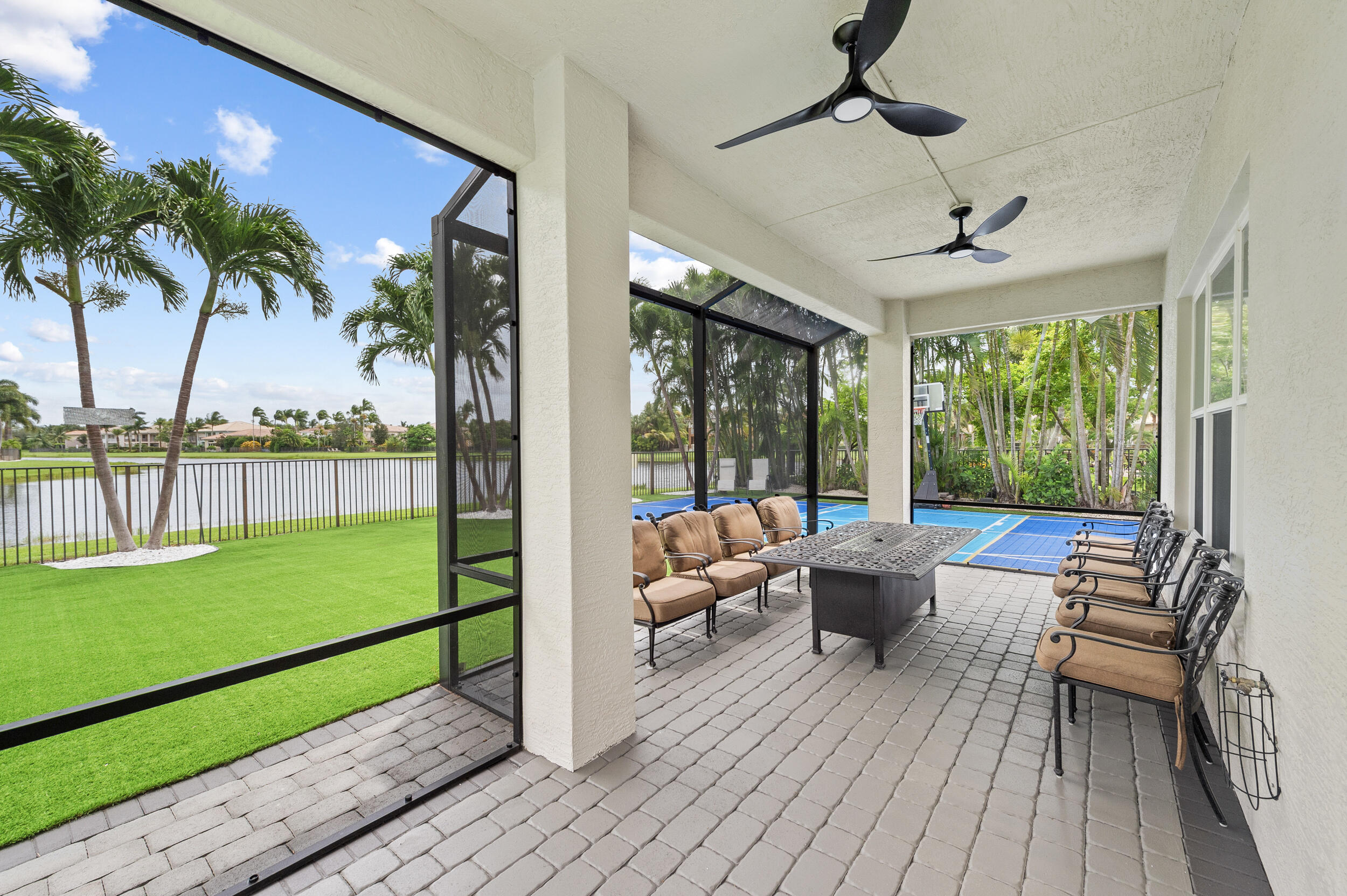 CANYON SPRINGS - Residential