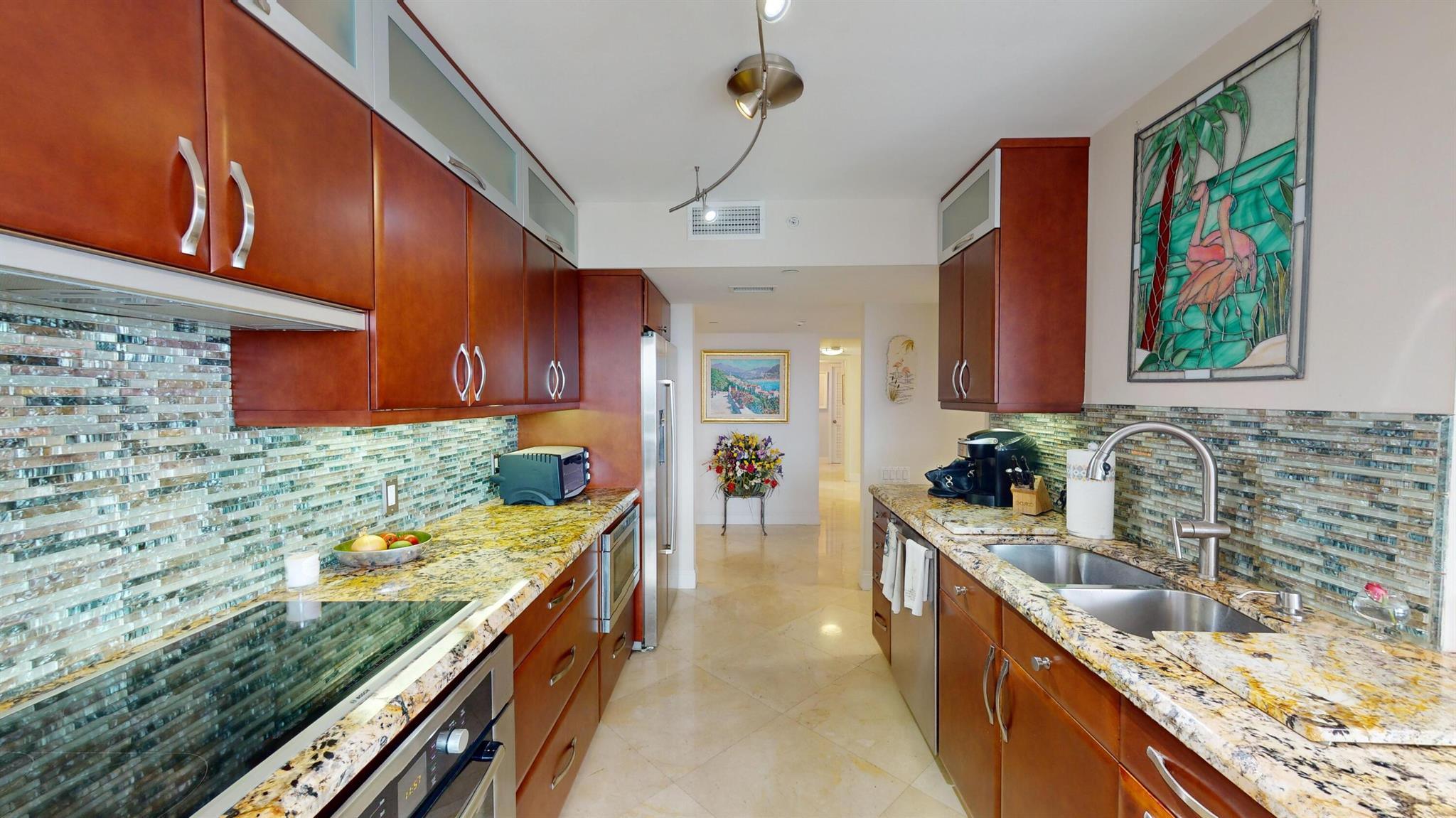 BERESFORD CONDO - Residential