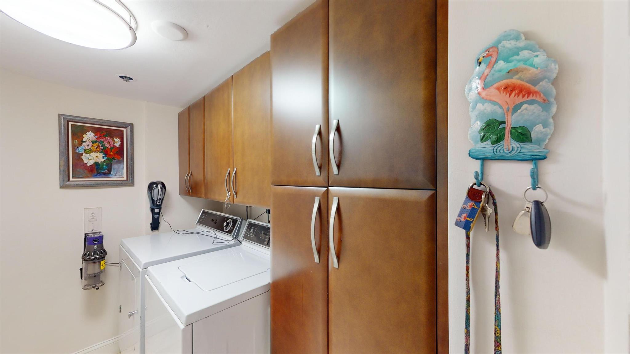 BERESFORD CONDO - Residential