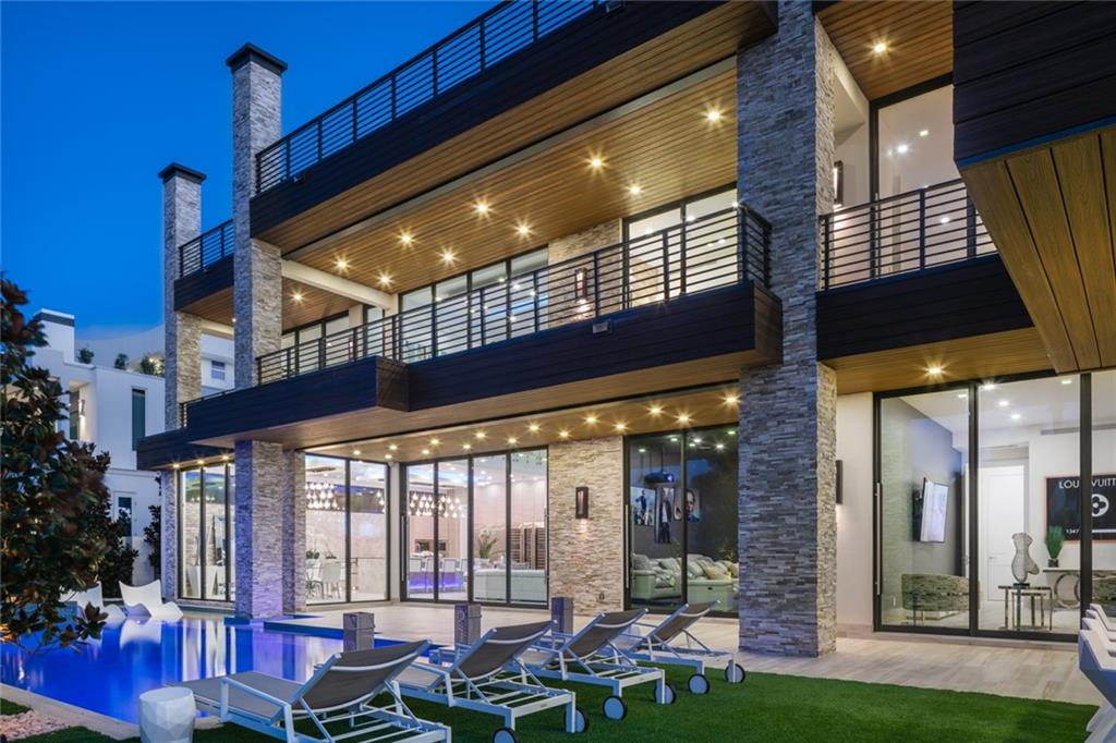 Gould Island 15-62 B - Residential