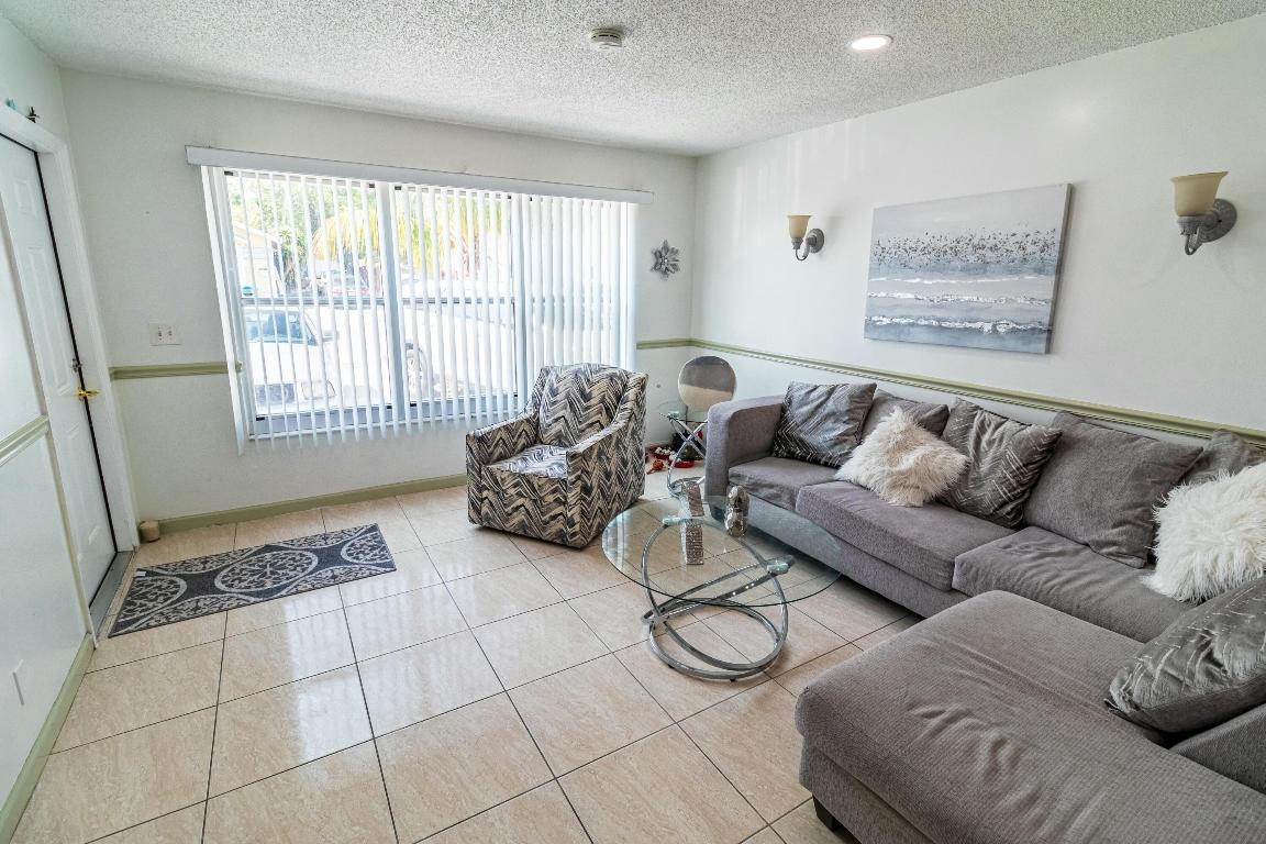 VISTA ENCANTO ADD - Residential