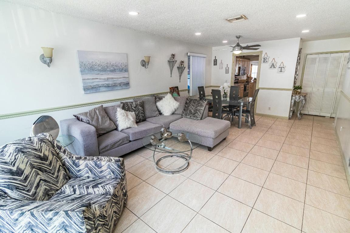 VISTA ENCANTO ADD - Residential