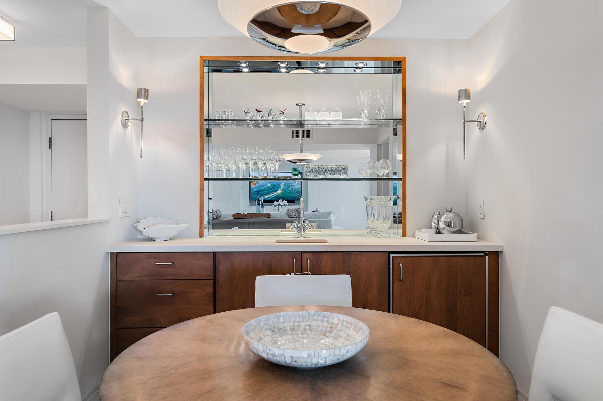 CLARIDGES I CONDO - Residential