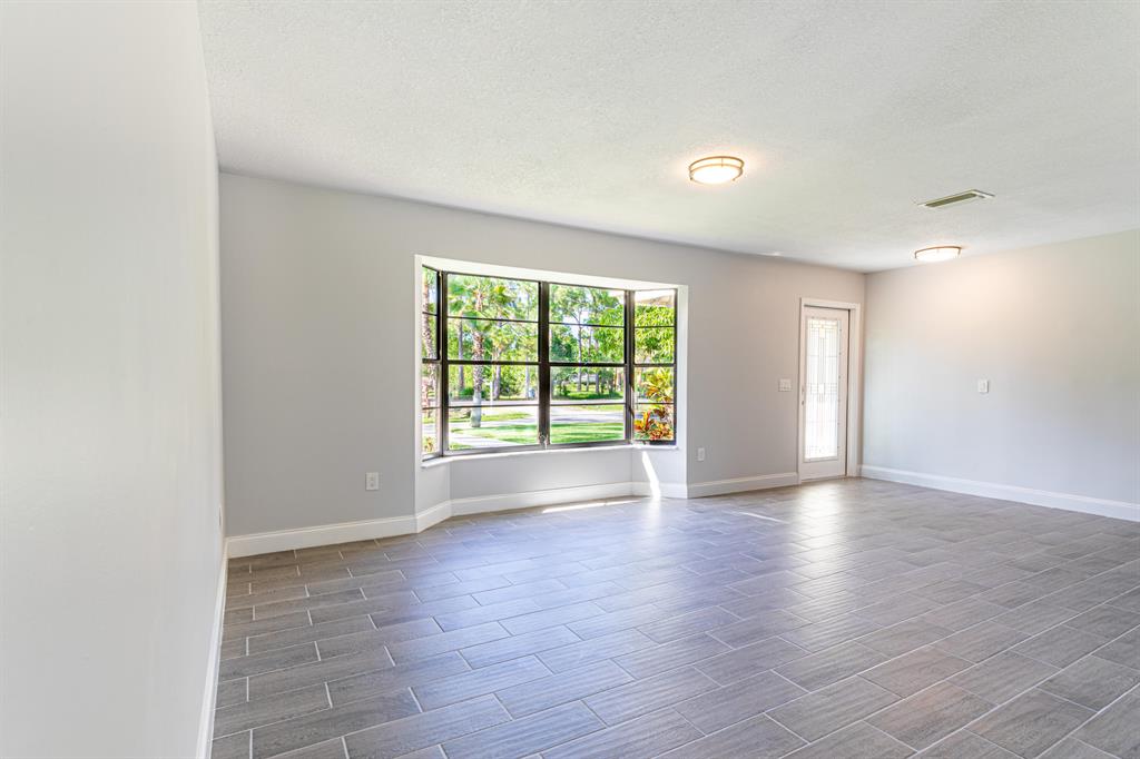 The Acreage - Residential