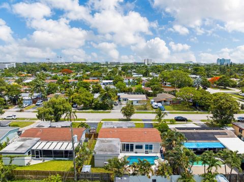 Tiny photo for 250 NE 57th Street, Oakland Park, FL 33334 (MLS # B26049907)