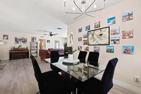 Tiny photo for 250 NE 57th Street, Oakland Park, FL 33334 (MLS # B26049907)