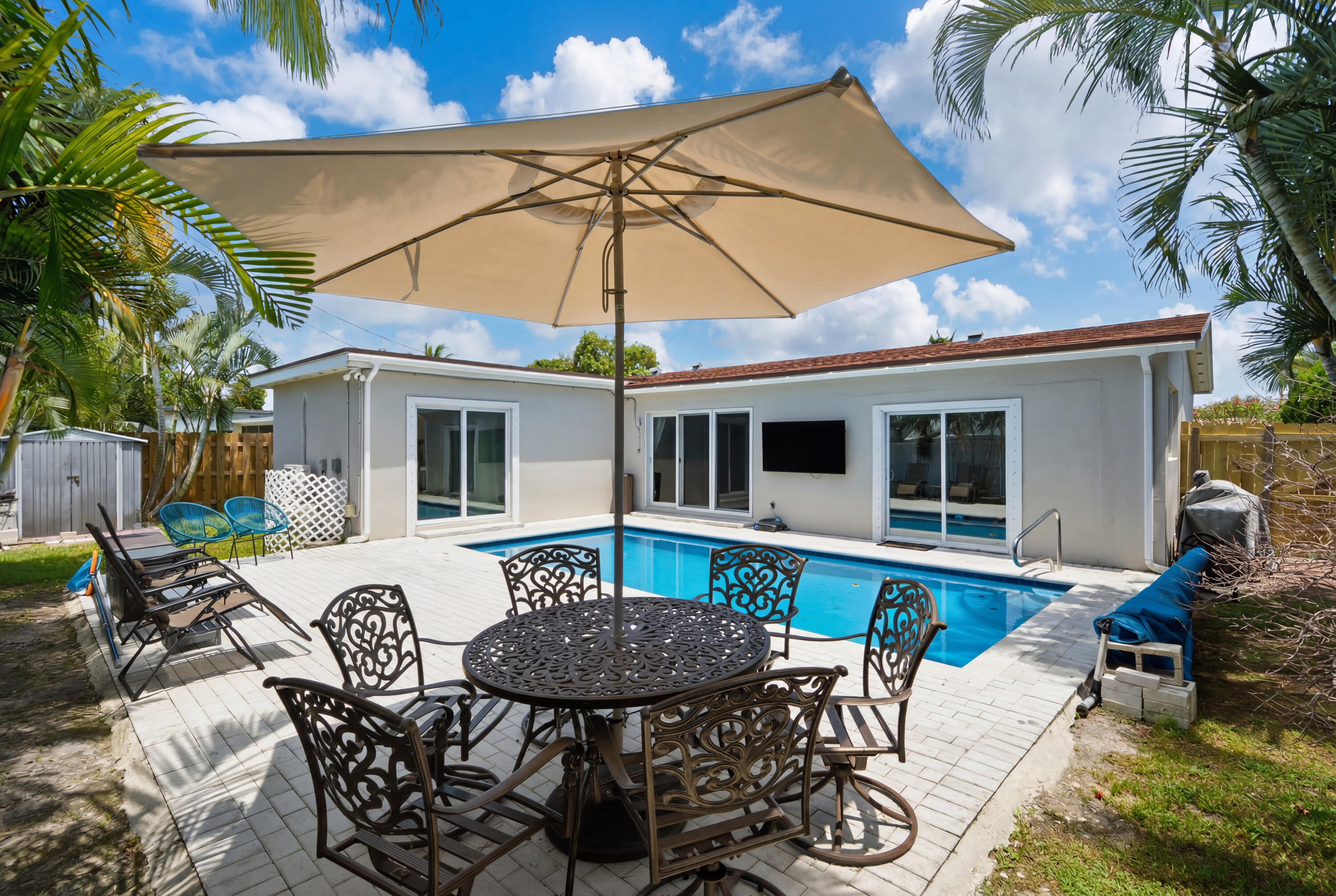 250 NE 57th Street