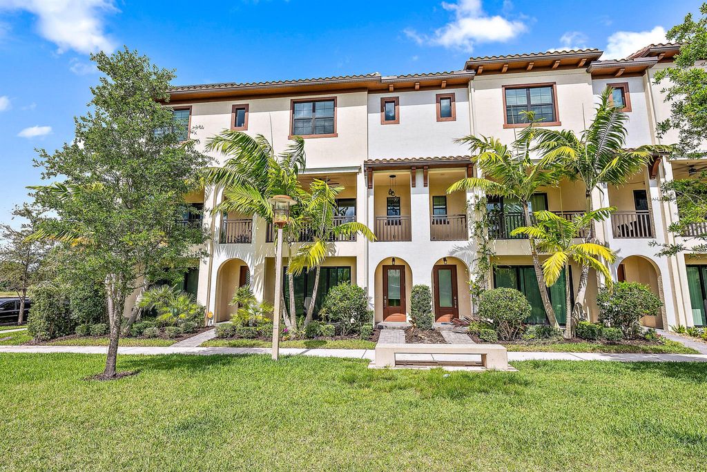 Photo of 12764 Machiavelli Way, Palm Beach Gardens, FL 33418 (MLS # R11010378)