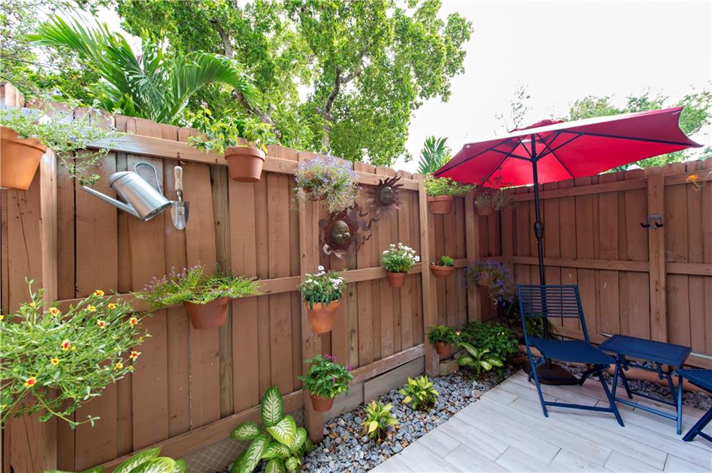 Manor Grove Townhomes - Residential