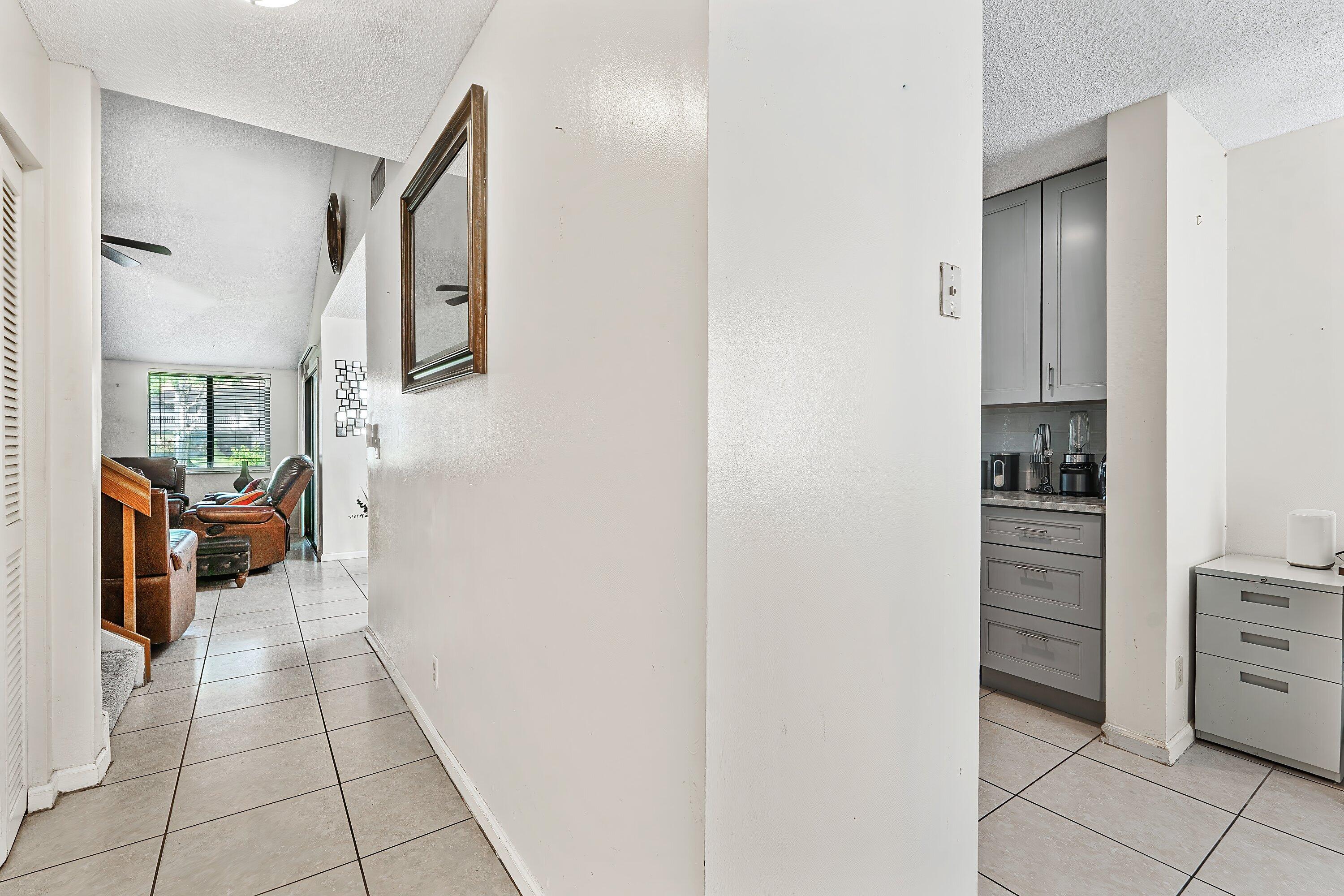 1595 Woodbridge Lakes Circle
