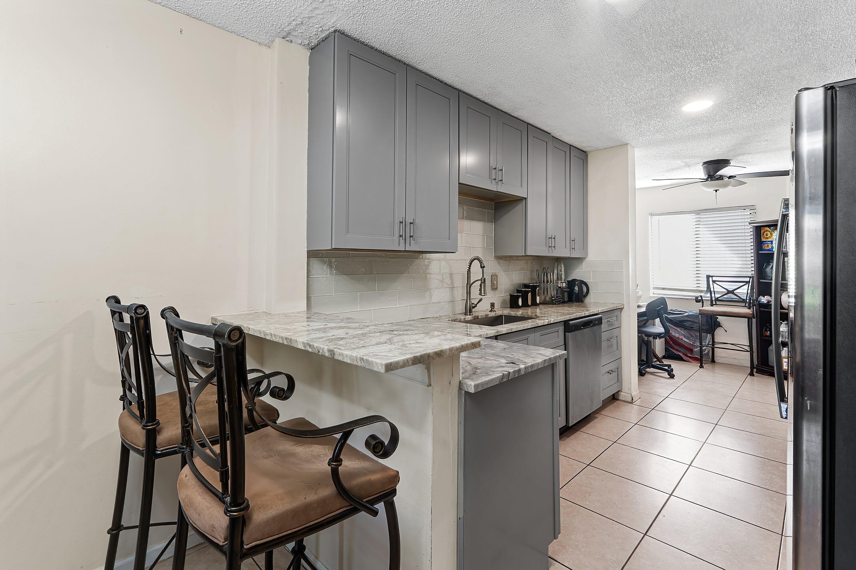 1595 Woodbridge Lakes Circle