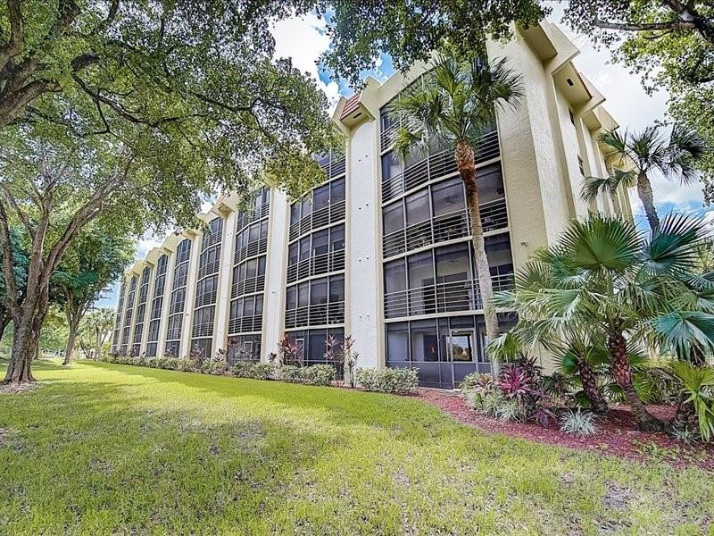Pines 1 of Boca Barwood - Residential