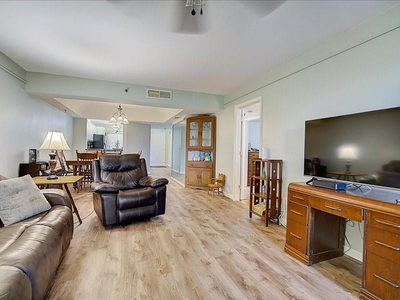 Pines 1 of Boca Barwood - Residential