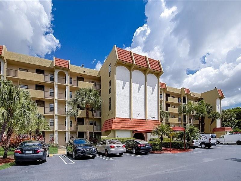 Pines 1 of Boca Barwood - Residential