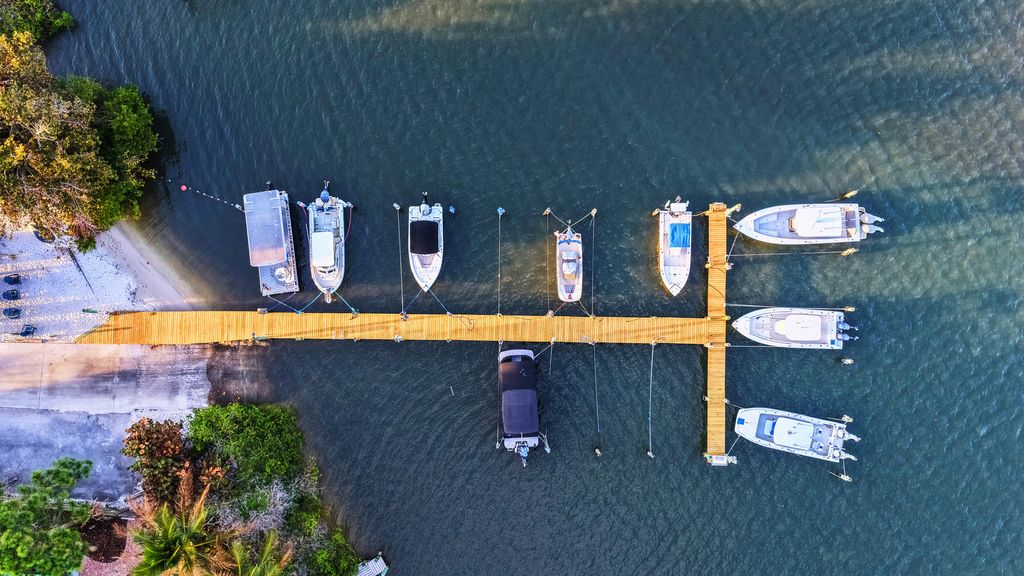 Photo of 19256 Country Club Drive, Jupiter, FL 33469 (MLS # R11168645)