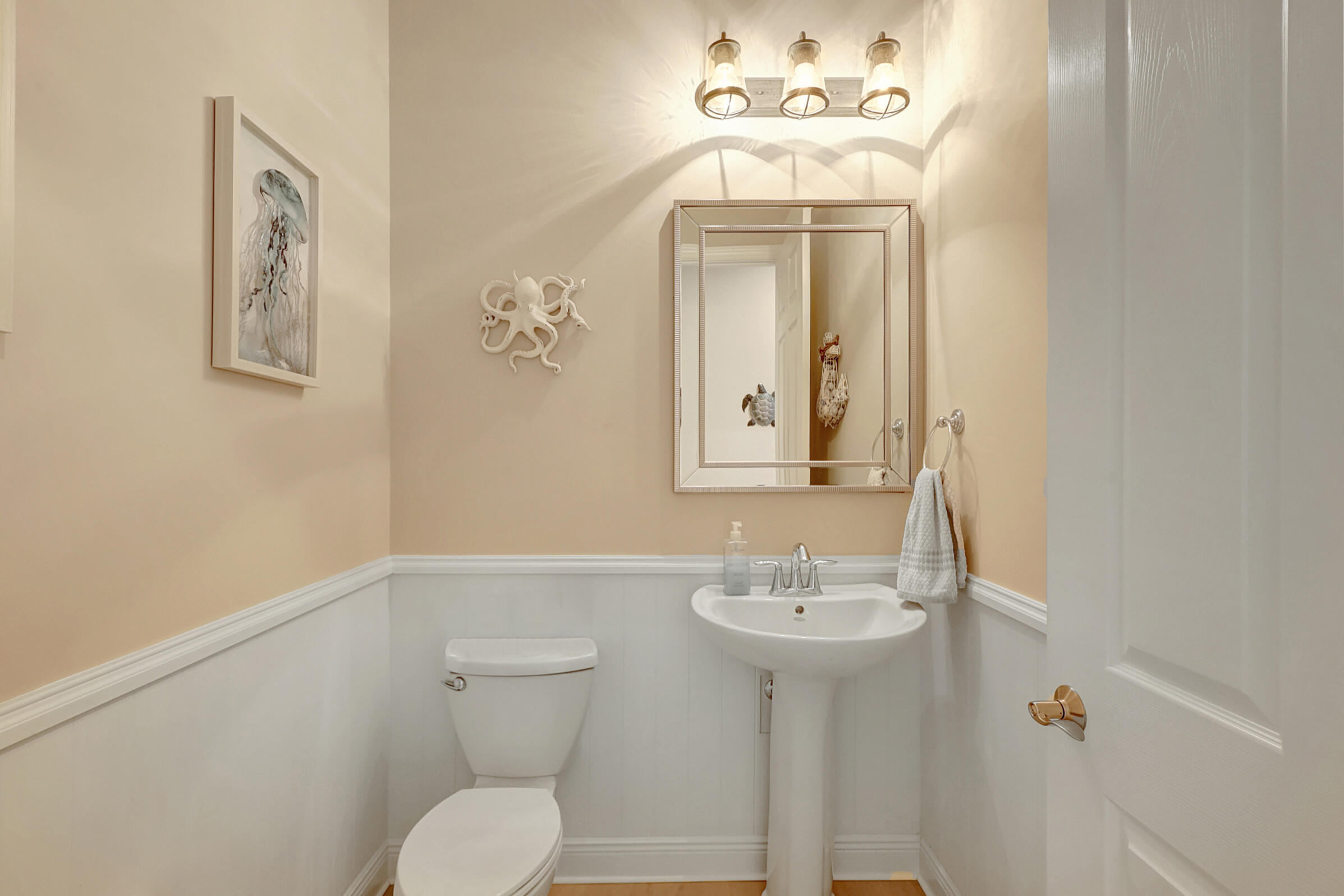 LOST RIVER MANORS - Residential