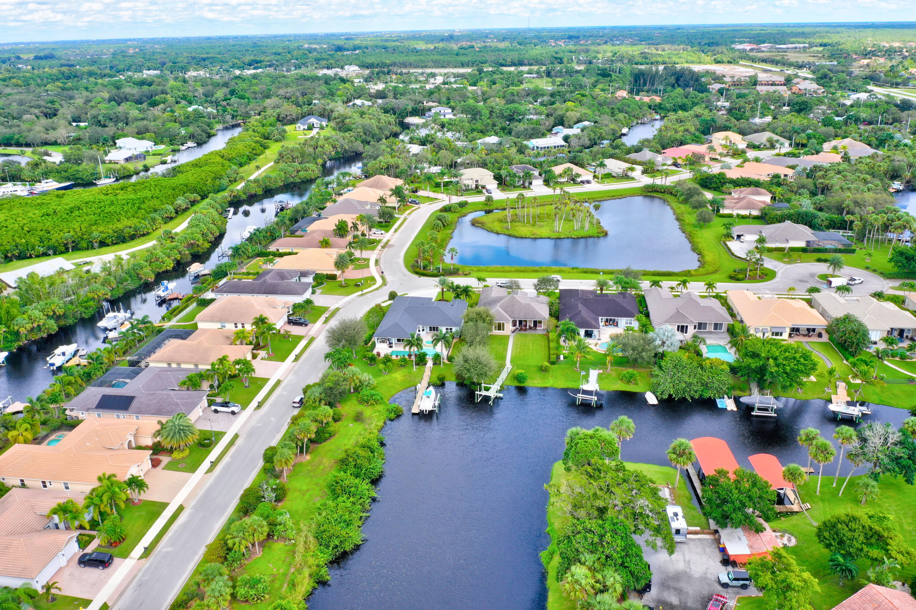 LOST RIVER MANORS - Residential