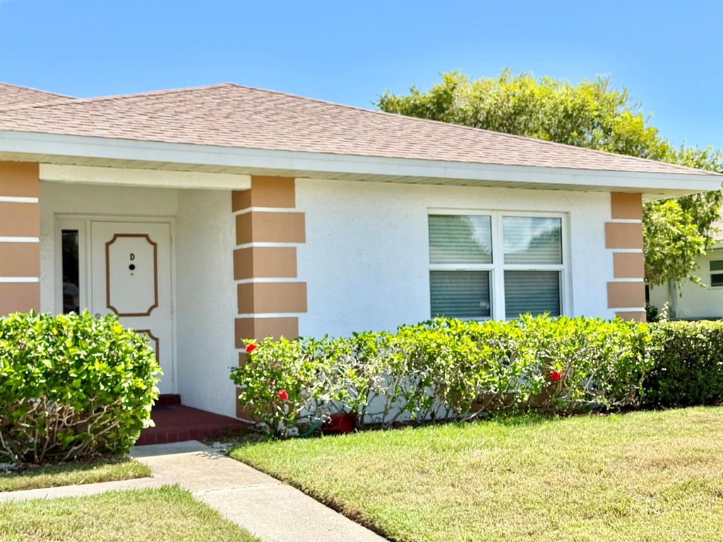 Photo of 828 Timberview Drive #D, Fort Pierce, FL 34950 (MLS # R11101711)