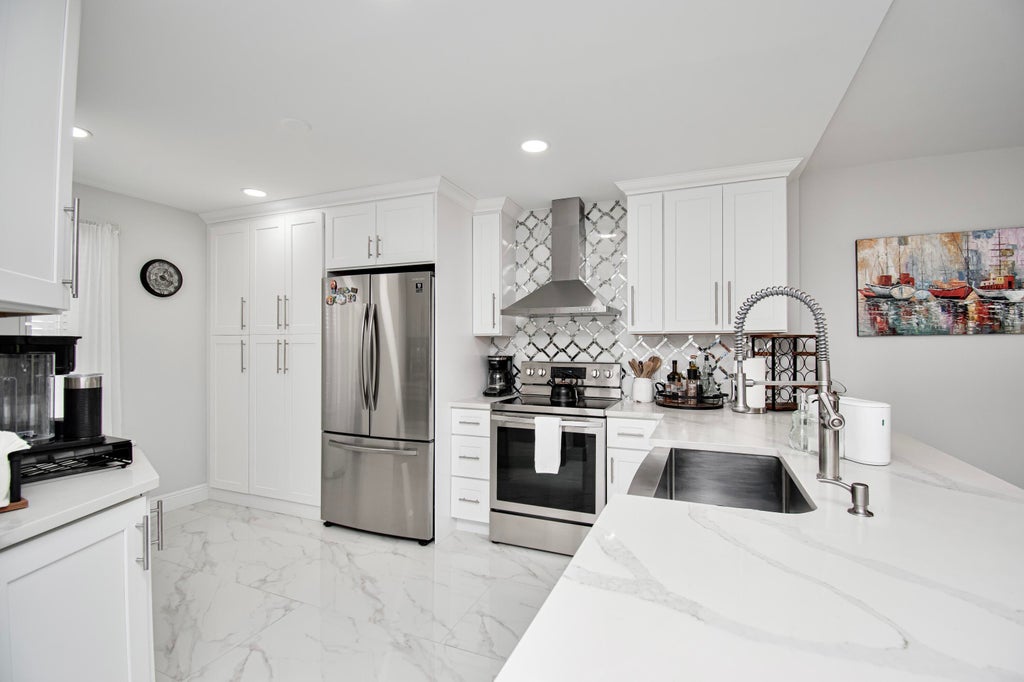 Photo of 1629 Riverview Road #420, Deerfield Beach, FL 33441 (MLS # B26069584)