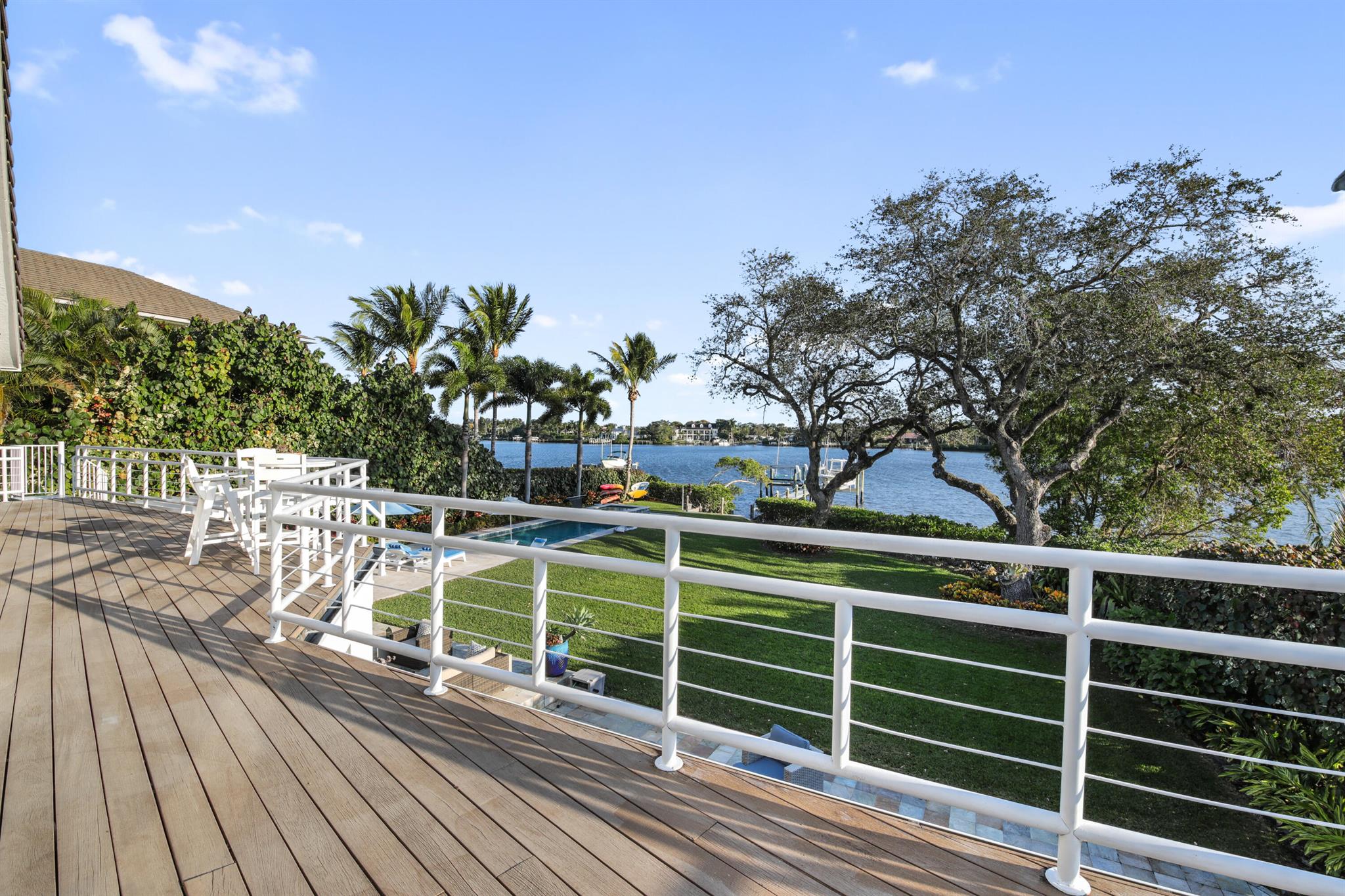 PENNOCK POINT - Residential